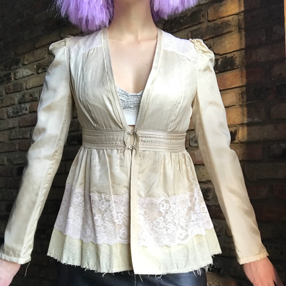 EUC 100% silk cream vintage lace blazer